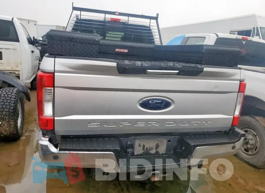 1FT7W2BT9JEB95634 Photo# 6