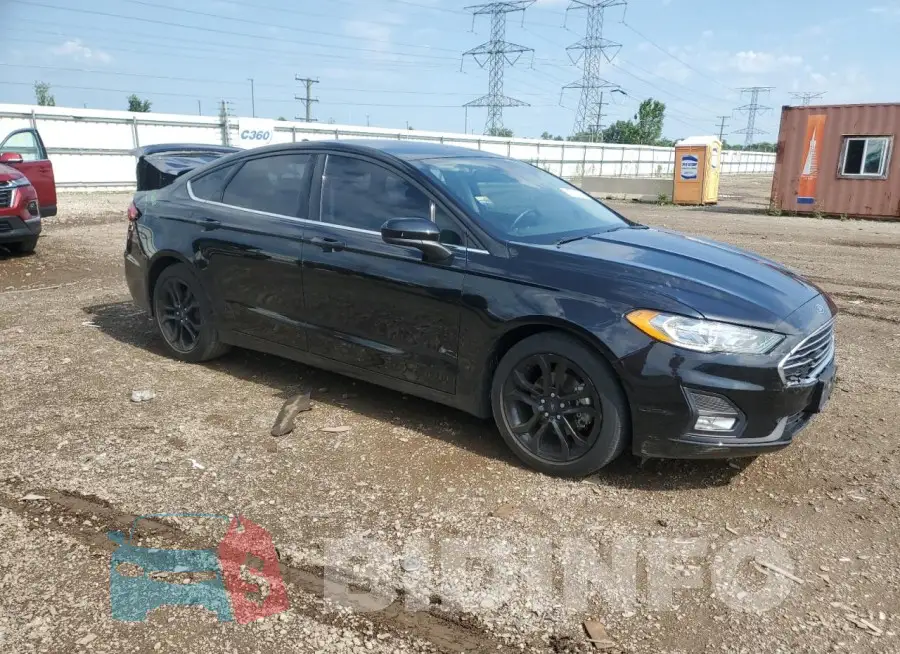 3FA6P0HD0LR235599 Photo# 4