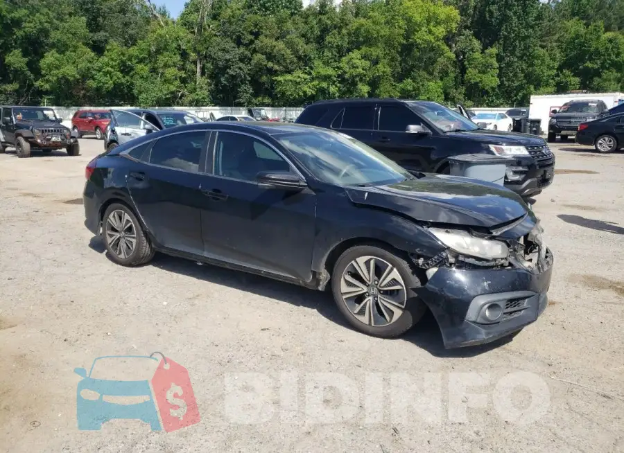 19XFC1F33HE032999 Photo# 4