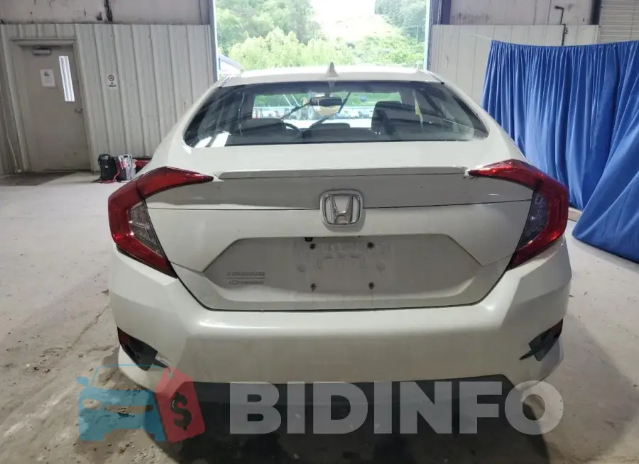 19XFC1F77GE206607 Photo# 6