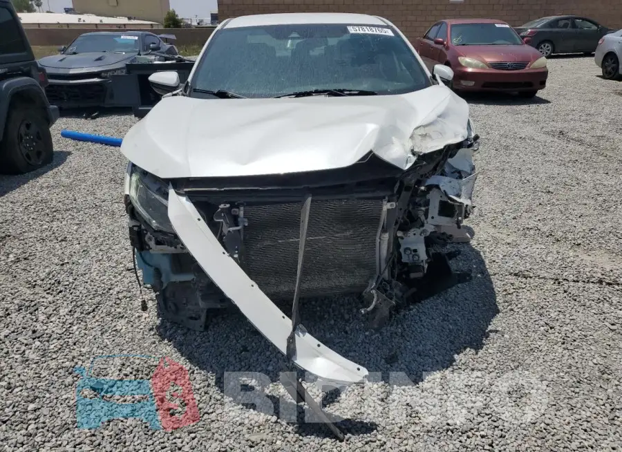 19XFC2F83LE204913 Photo# 5