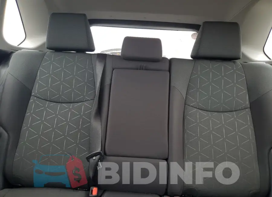 2T3P1RFV4RC429719 Photo# 10