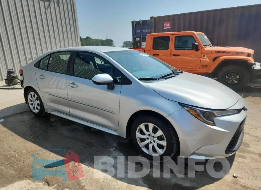 5YFB4MDE3RP223209 Photo# 4