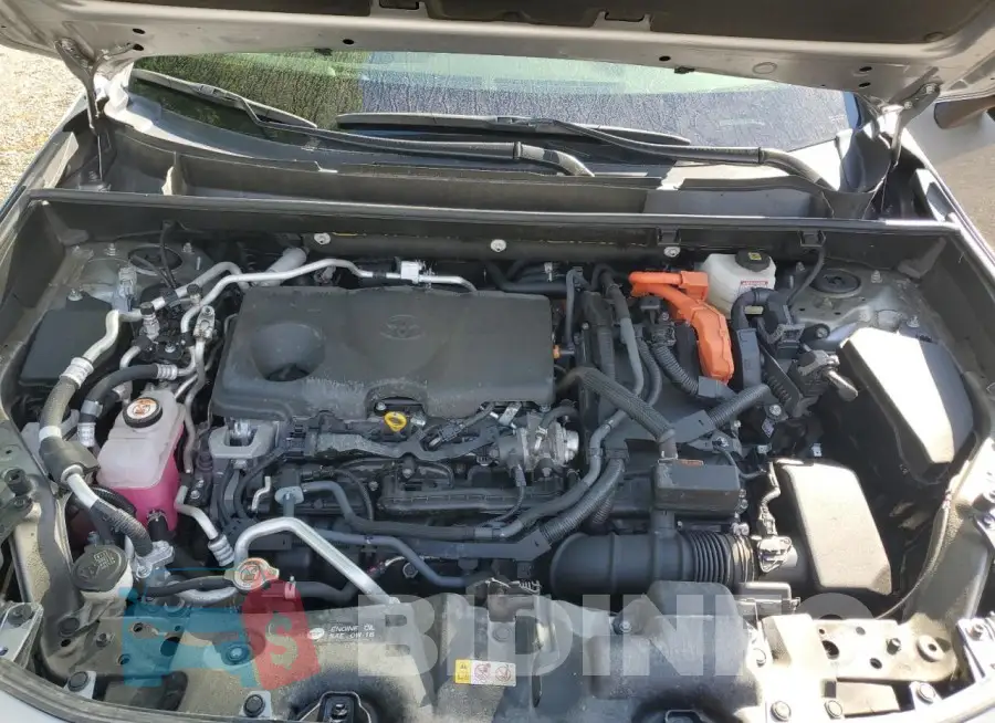 JTMEB3FV9PD155394 Photo# 12