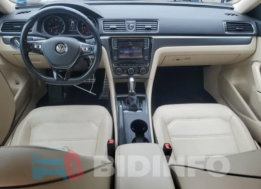1VWDT7A35HC082132 Photo# 8