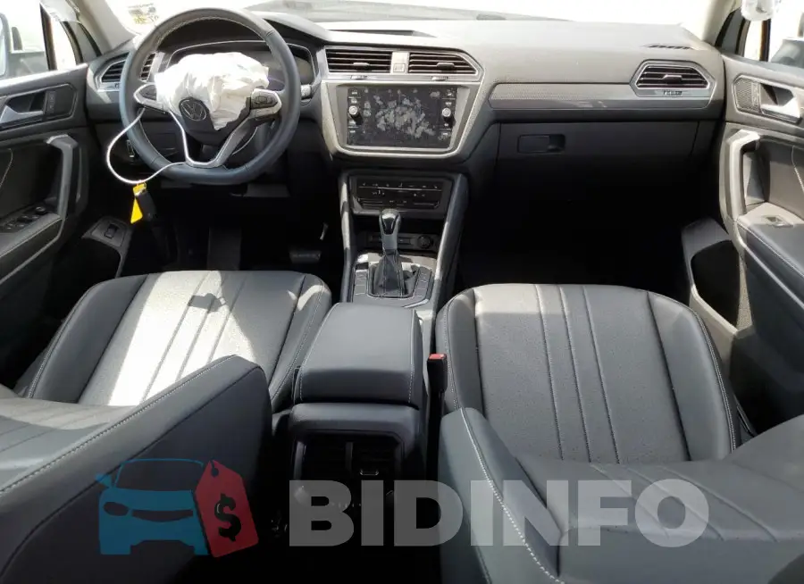 3VV3B7AX2RM063043 Photo# 8