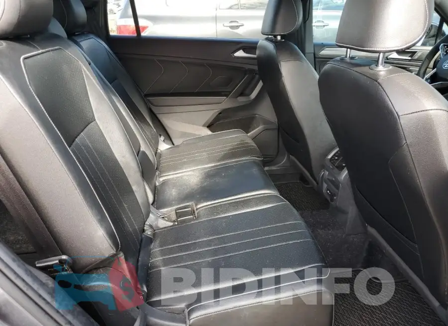 3VVCB7AX5NM110253 Photo# 10