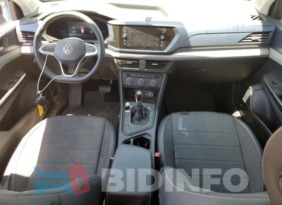 3VVRX7B21NM010598 Photo# 8