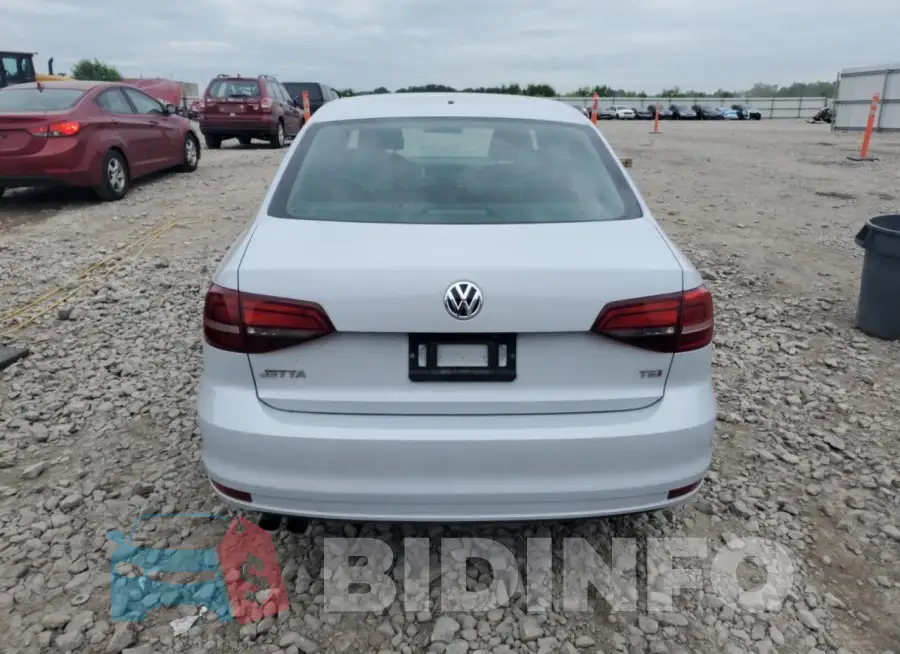 3VW167AJ2HM273787 Photo# 6