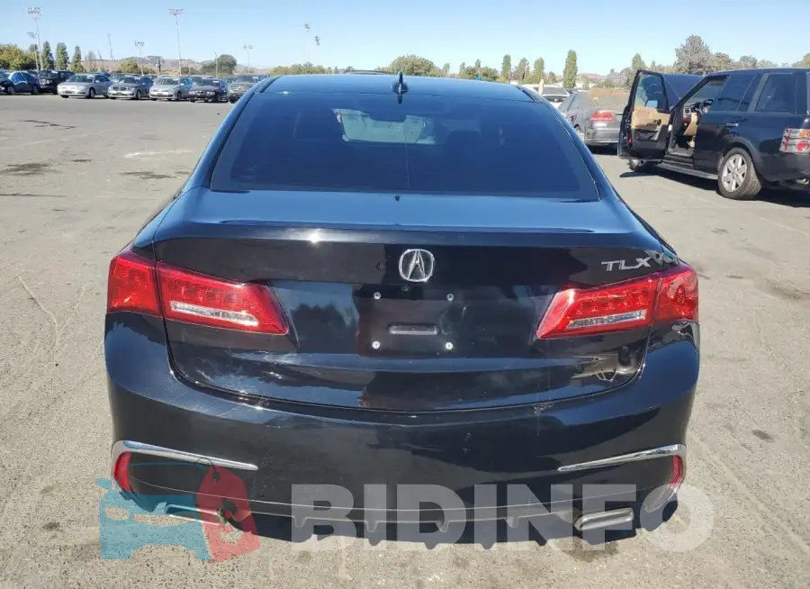 19UUB2F40KA010169 Photo# 6