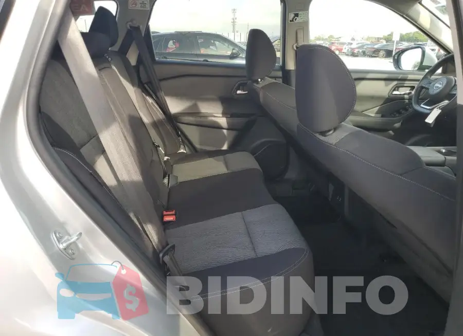 5N1BT3BA9RC757154 Photo# 11