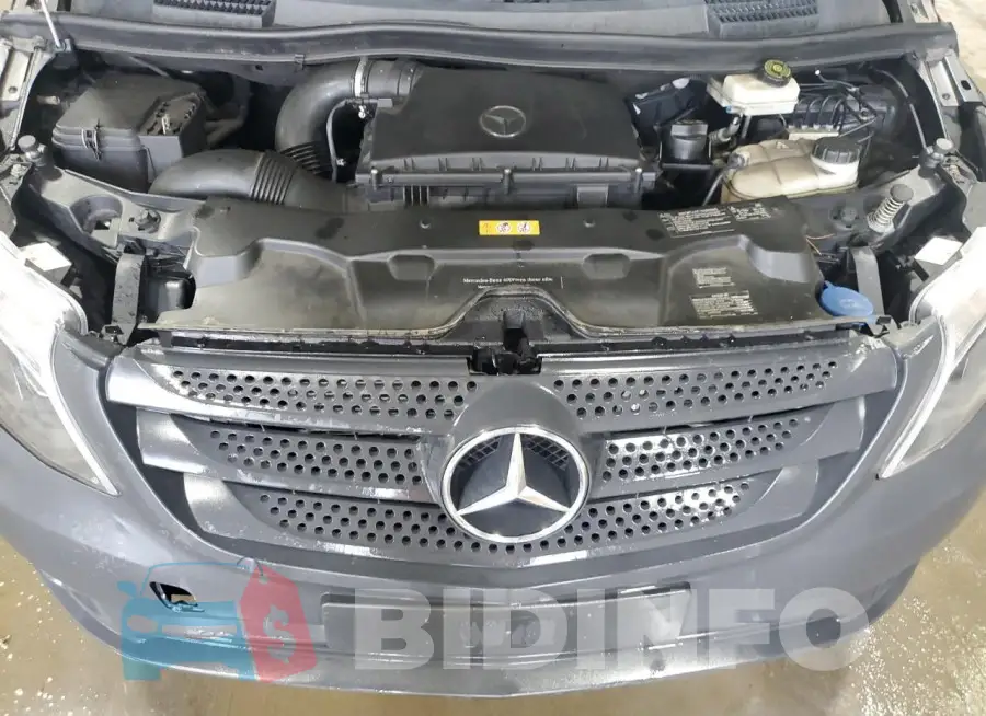 WD4PG2EE4J3342552 Photo# 12