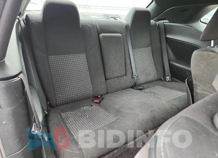 2C3CDZAGXGH185136 Photo# 10