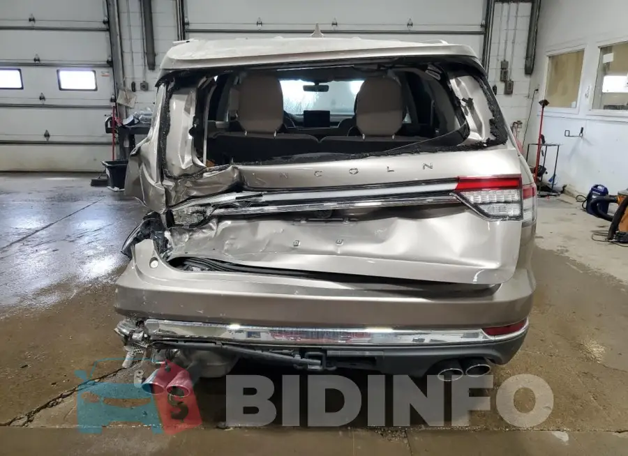 5LM5J7XC0LGL14151 Photo# 6