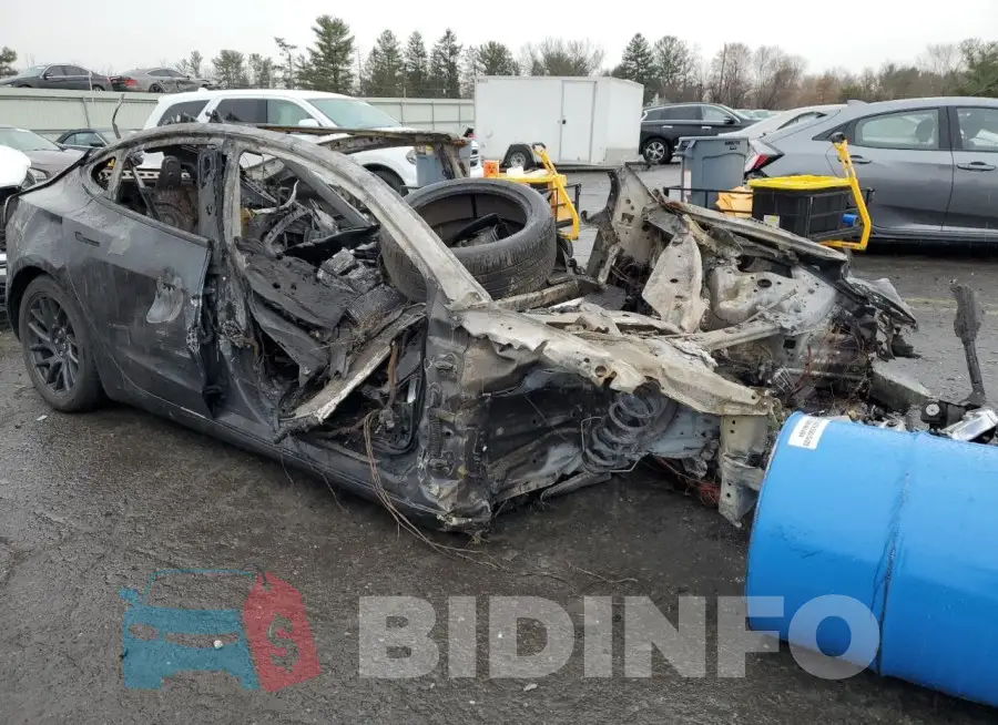 5YJ3E1EB0RF812637 Photo# 4