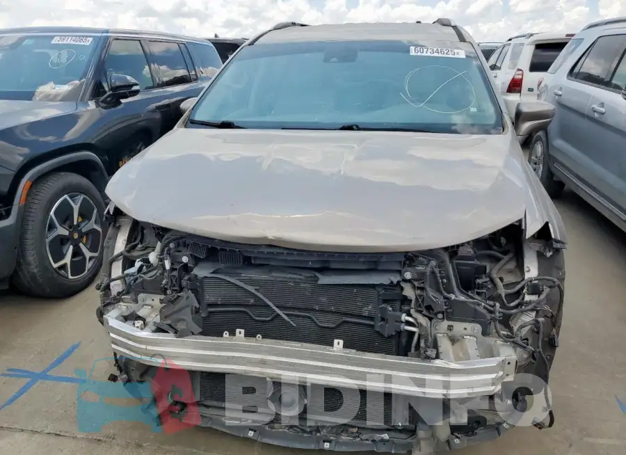 2C4RC1EG5HR796899 Photo# 5
