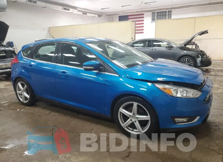 1FADP3N21GL278459 Photo# 4
