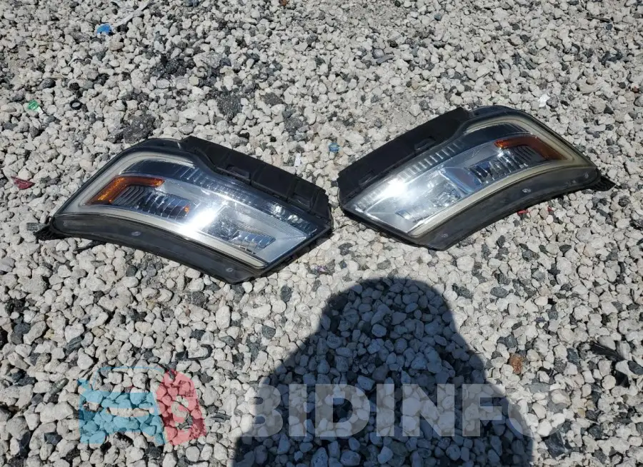 1FM5K7D84JGA52213 Photo# 13