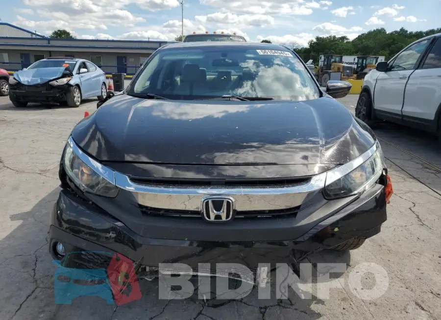 19XFC2F55HE064196 Photo# 5