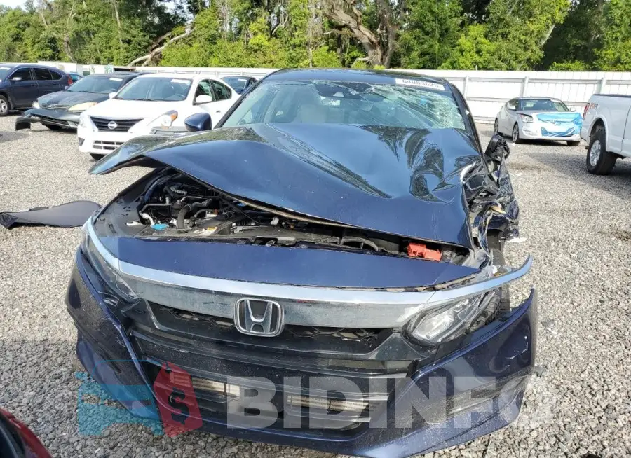 1HGCV1F59KA135595 Photo# 5