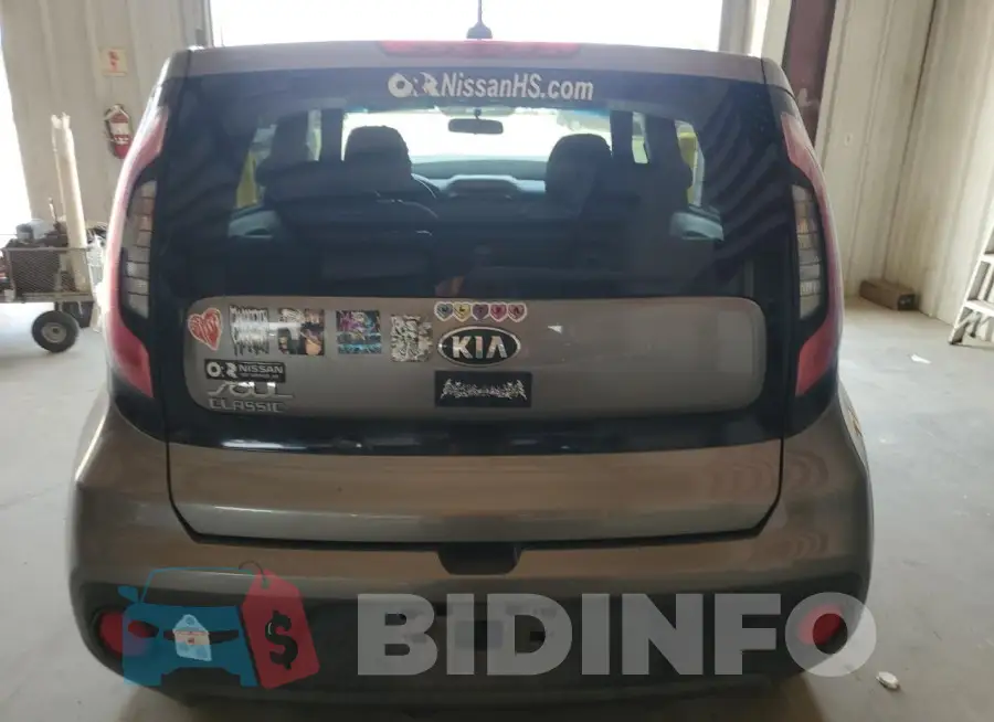 KNDJN2A2XJ7613821 Photo# 6