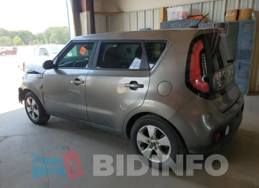 KNDJN2A2XJ7613821 Photo# 2