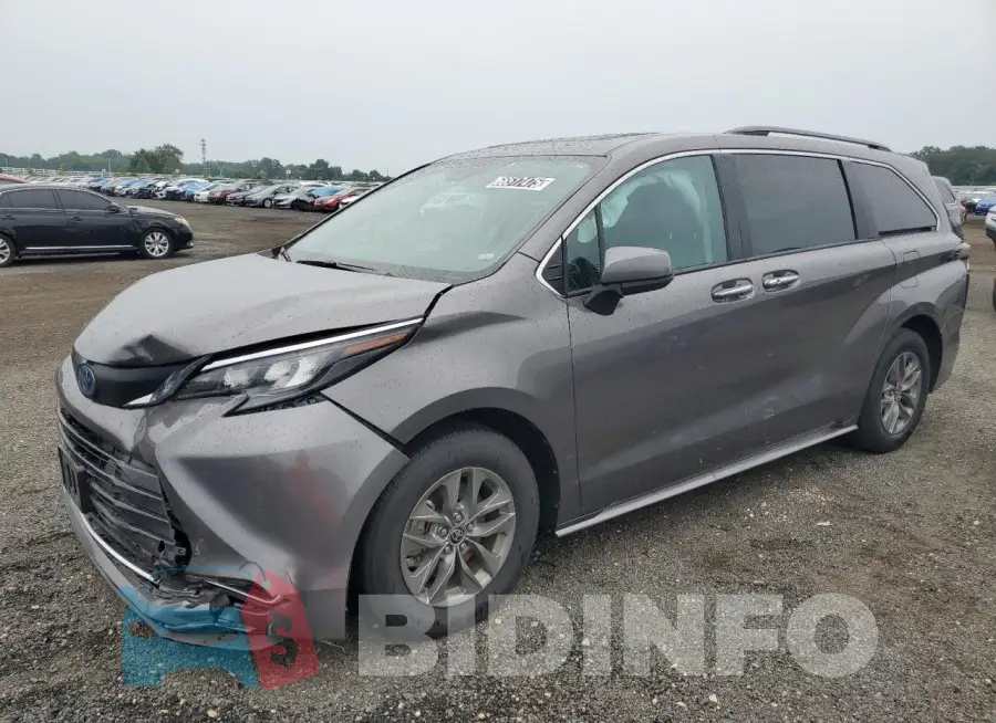 5TDYRKEC6RS209356 Photo# 1