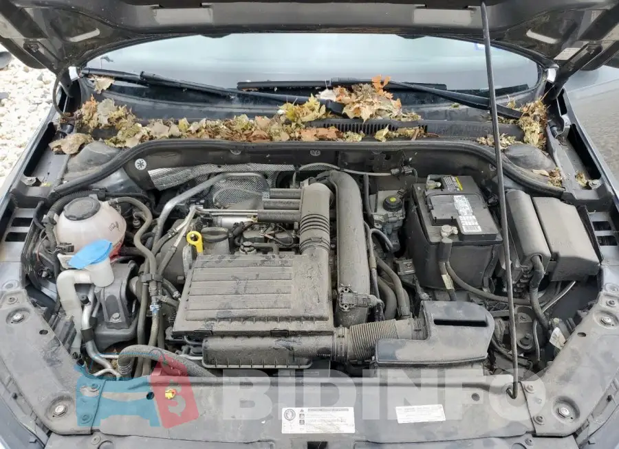 3VW2B7AJ3JM206282 Photo# 11