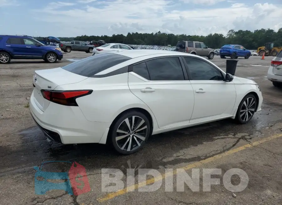 1N4BL4CV6LN309192 Photo# 3