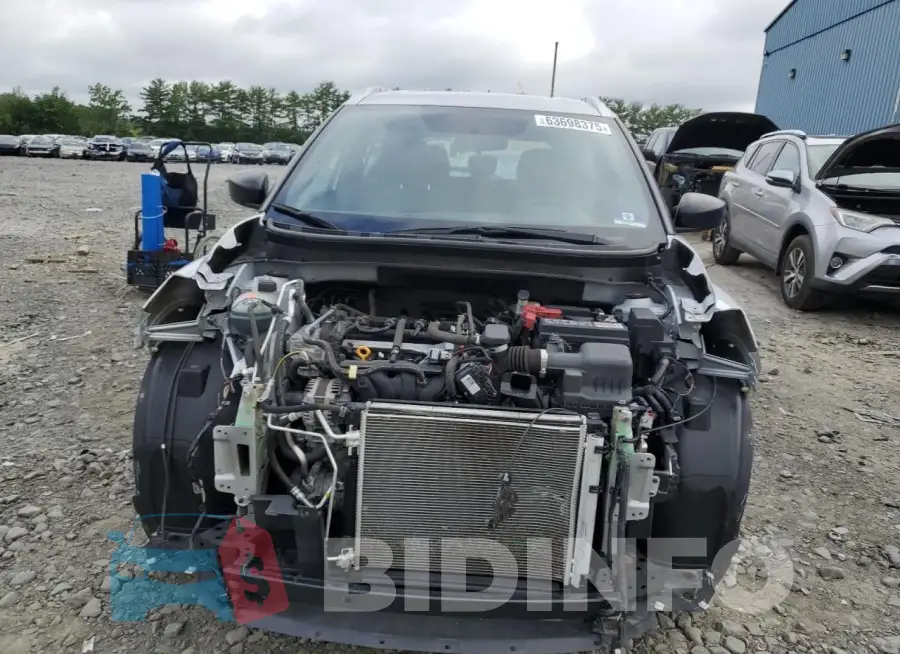 3N1CP5CU8JL529742 Photo# 5