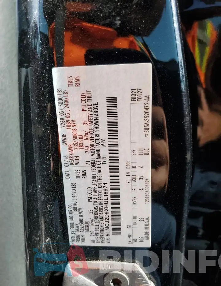 5LMCJ2D9XHUL16971 Photo# 13