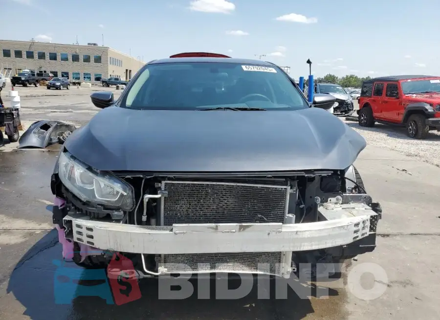 19XFC2F51HE055026 Photo# 5