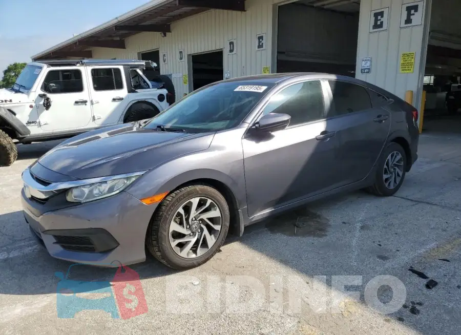 19XFC2F77HE022744 Photo# 1