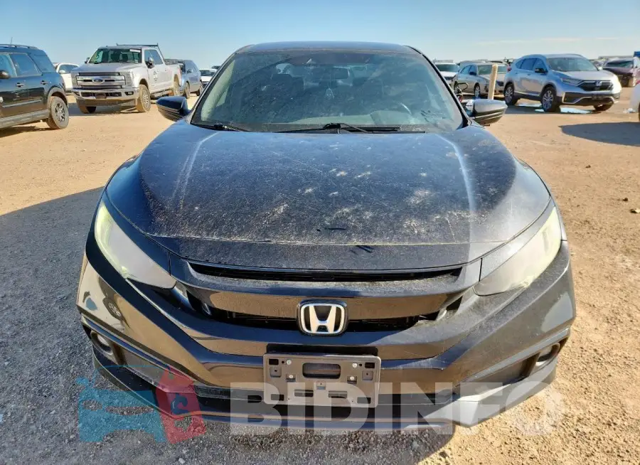 19XFC2F81KE026756 Photo# 5