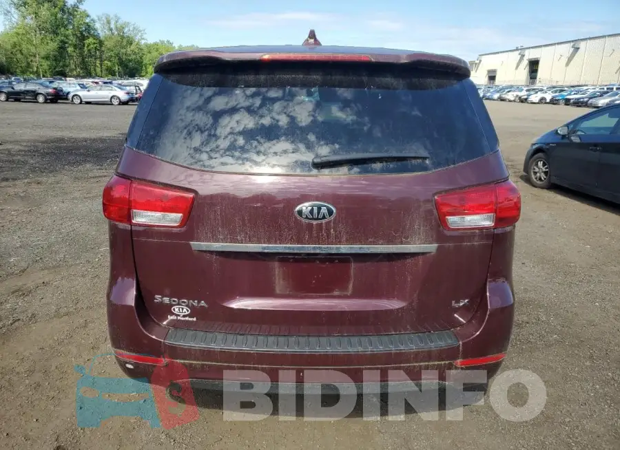 KNDMB5C14J6382870 Photo# 6