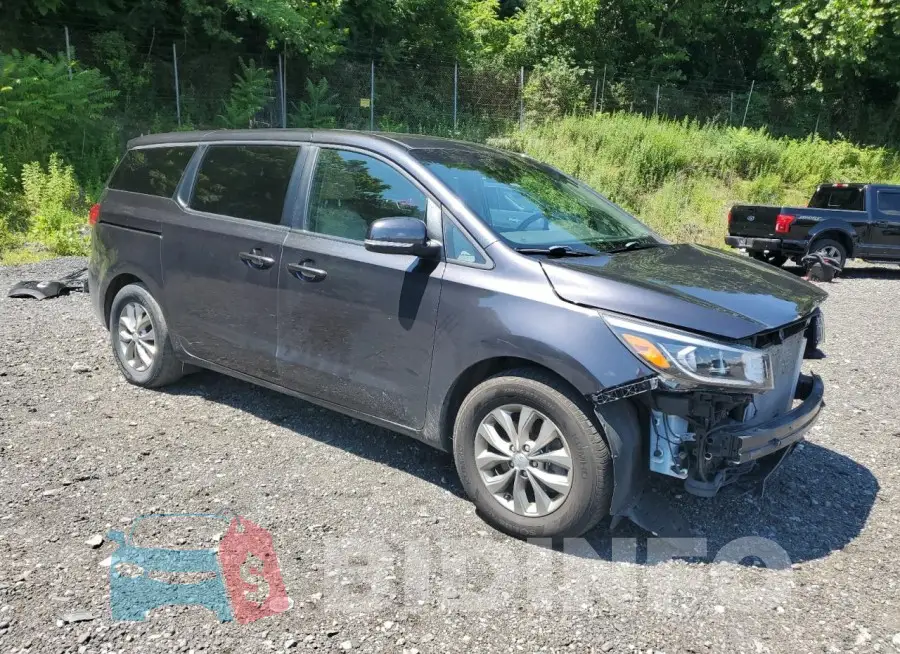 KNDMB5C17L6616907 Photo# 4