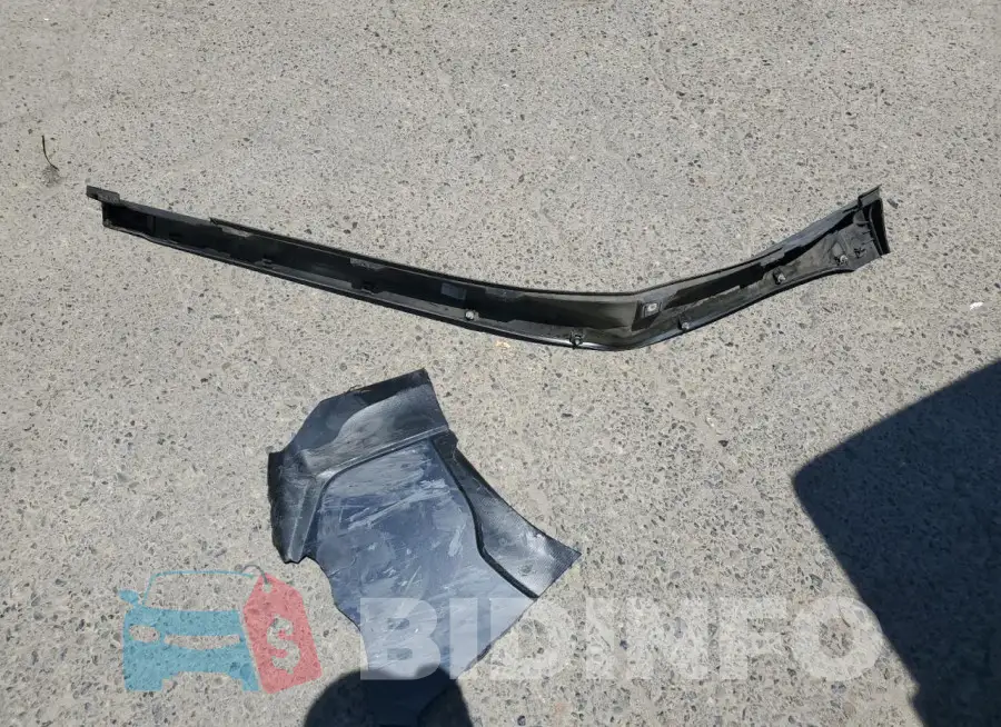 JF2GTHMC2M8224338 Photo# 13