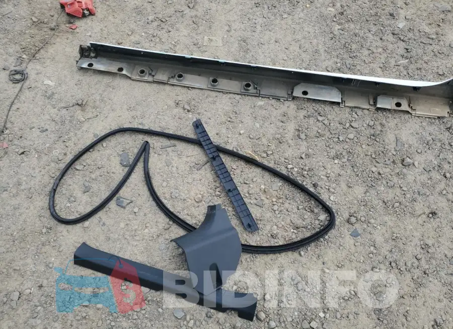4T1C11AK5MU447546 Photo# 12