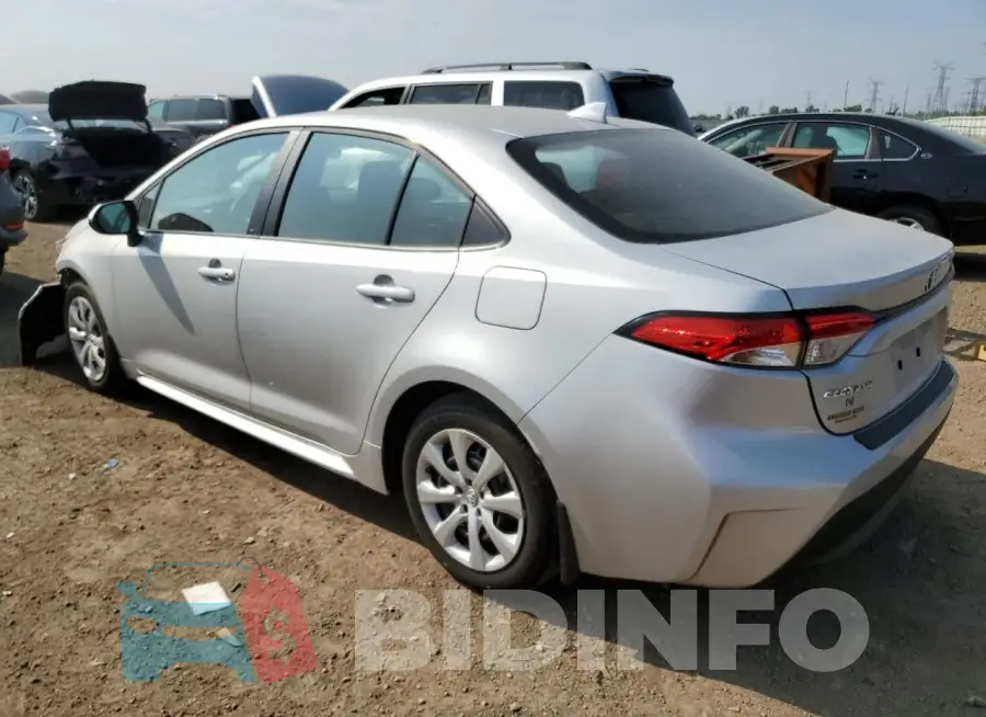 5YFB4MDE4RP215703 Photo# 2