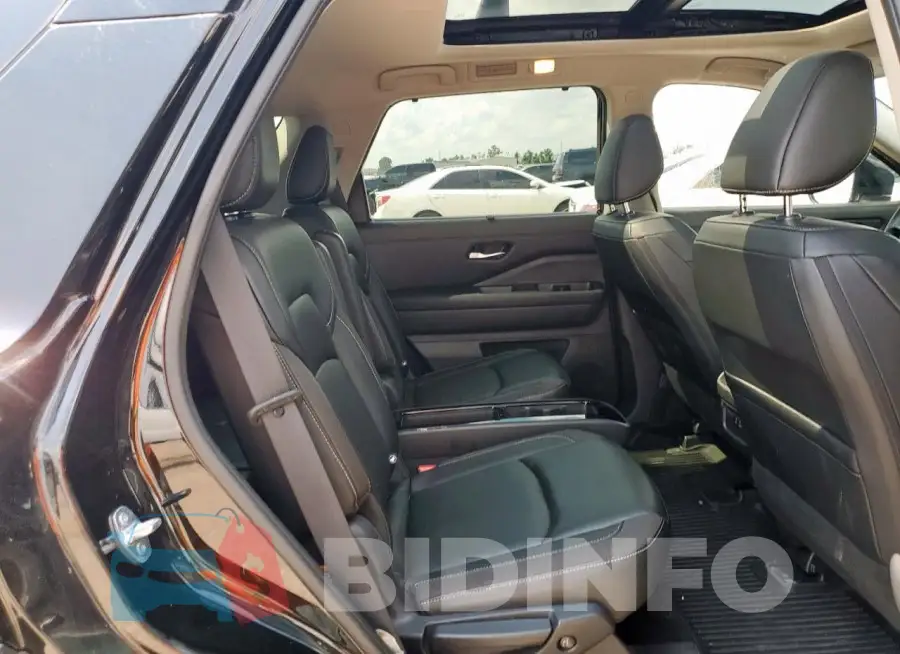 5N1DR3CB3PC228312 Photo# 11