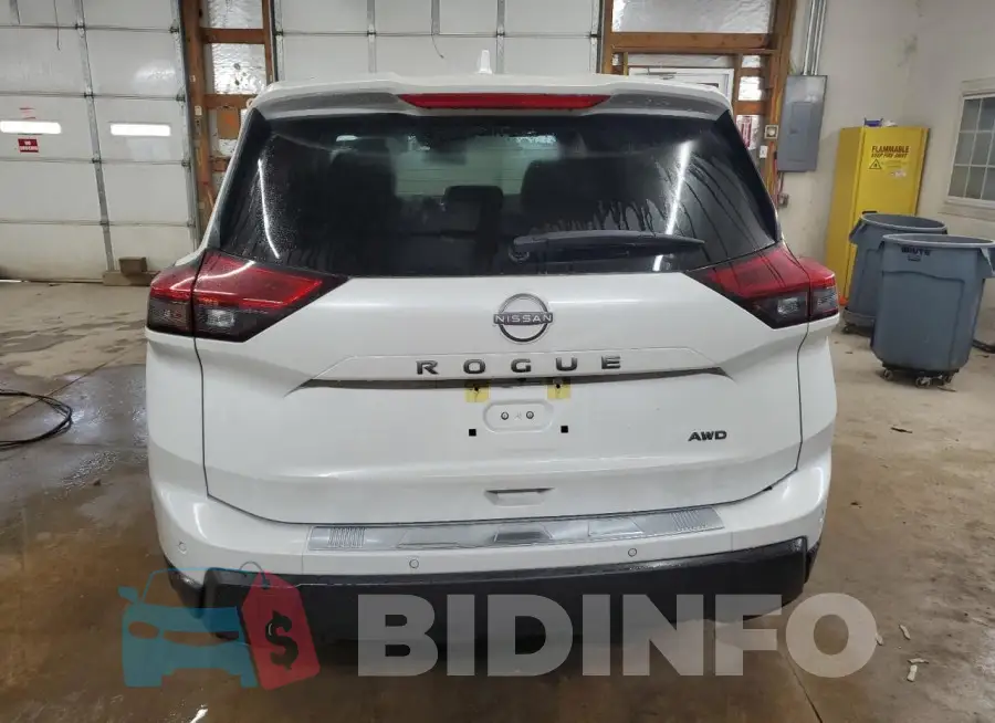 JN8BT3BB8SW155335 Photo# 6