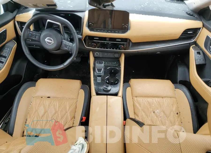 JN8BT3DDXPW306181 Photo# 8