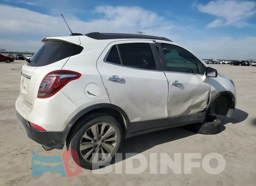 KL4CJASB3JB693824 Photo# 3