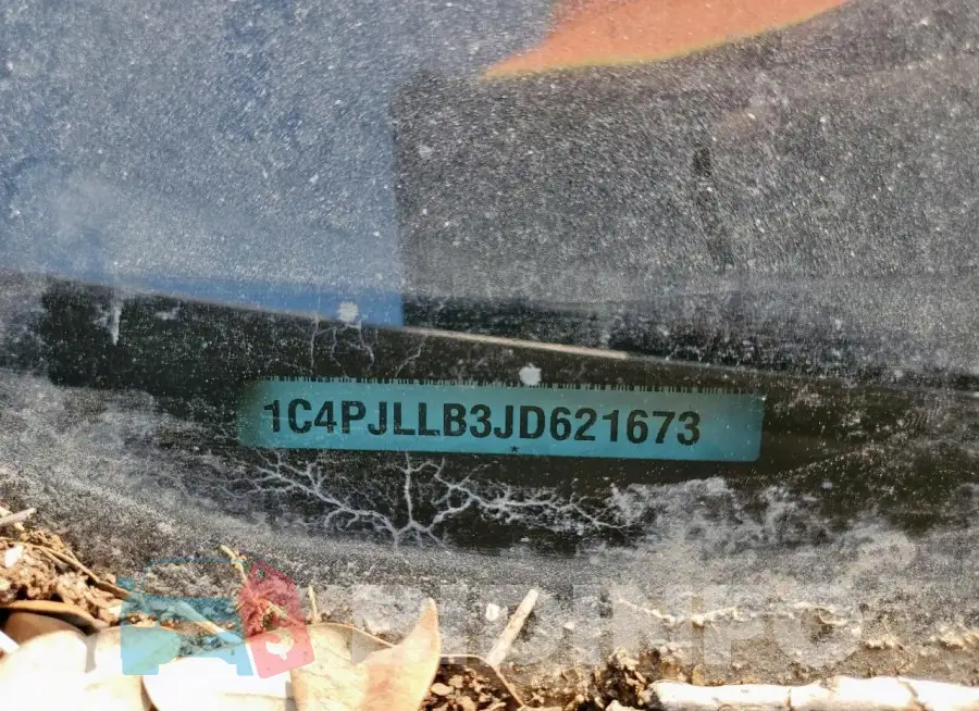 1C4PJLLB3JD621673 Photo# 13