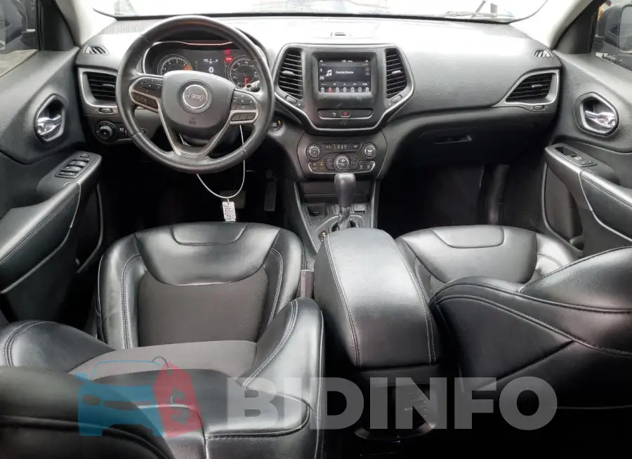 1C4PJLLB6KD207028 Photo# 8