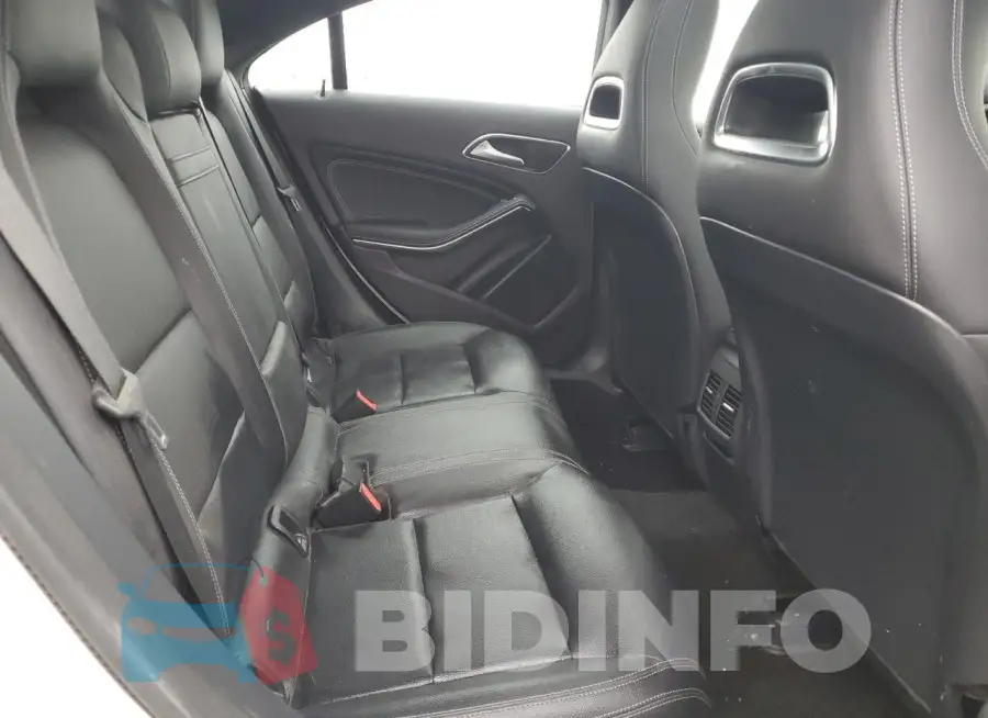 WDDSJ4GB3JN557225 Photo# 10