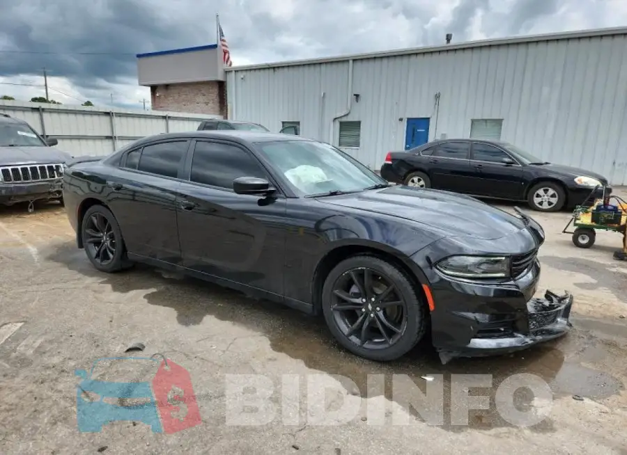 2C3CDXBG8JH188224 Photo# 4
