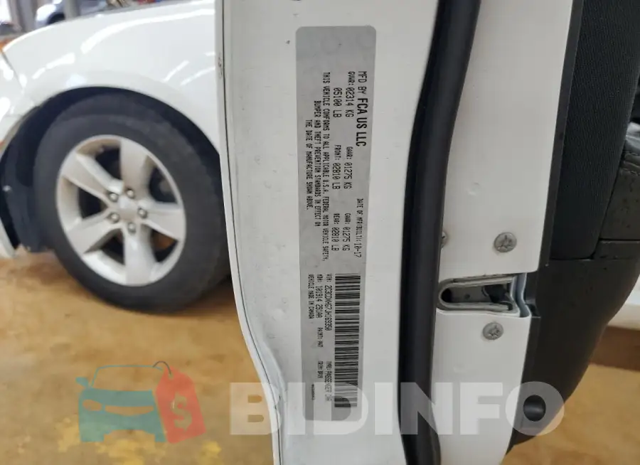 2C3CDXHG7JH169350 Photo# 12