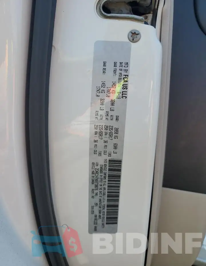 2C4RC1H7XKR738676 Photo# 13