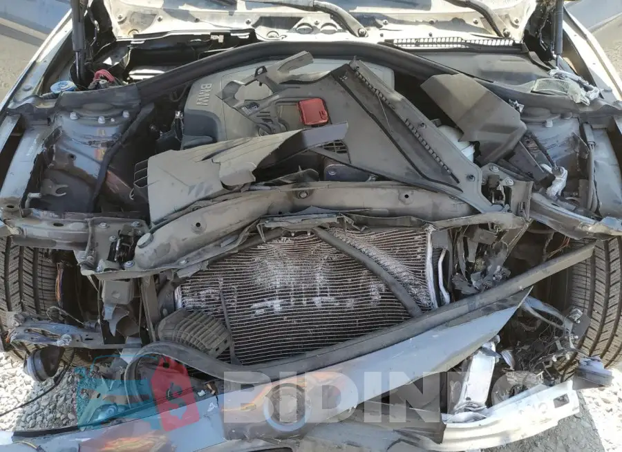 WBA8A9C51JAD26901 Photo# 11